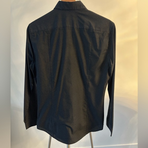 H&M Easy Iron Slim Fit Dress Shirt - Picture 2 of 3